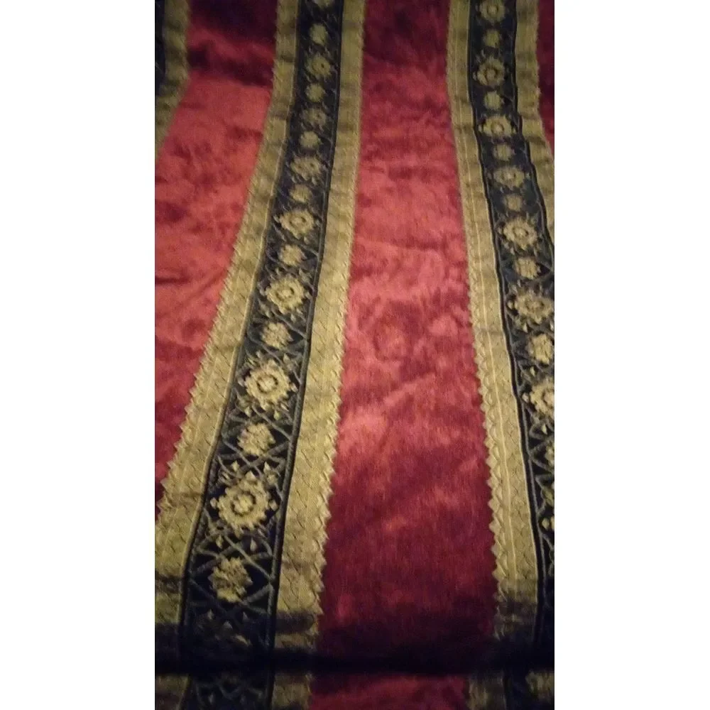 Luxurious‎ Burgundy Velvet Bed Sheet Ornate Navy & Gold Trim Traditional Pattern